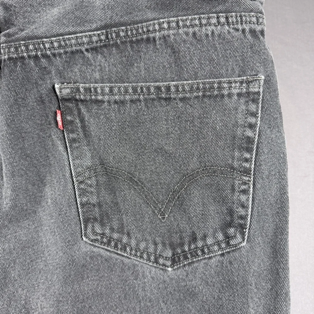 Levi's 550 Gray Denim Relaxed Fit Jeans, Medium Wash, Straight, 5-Pocket Design